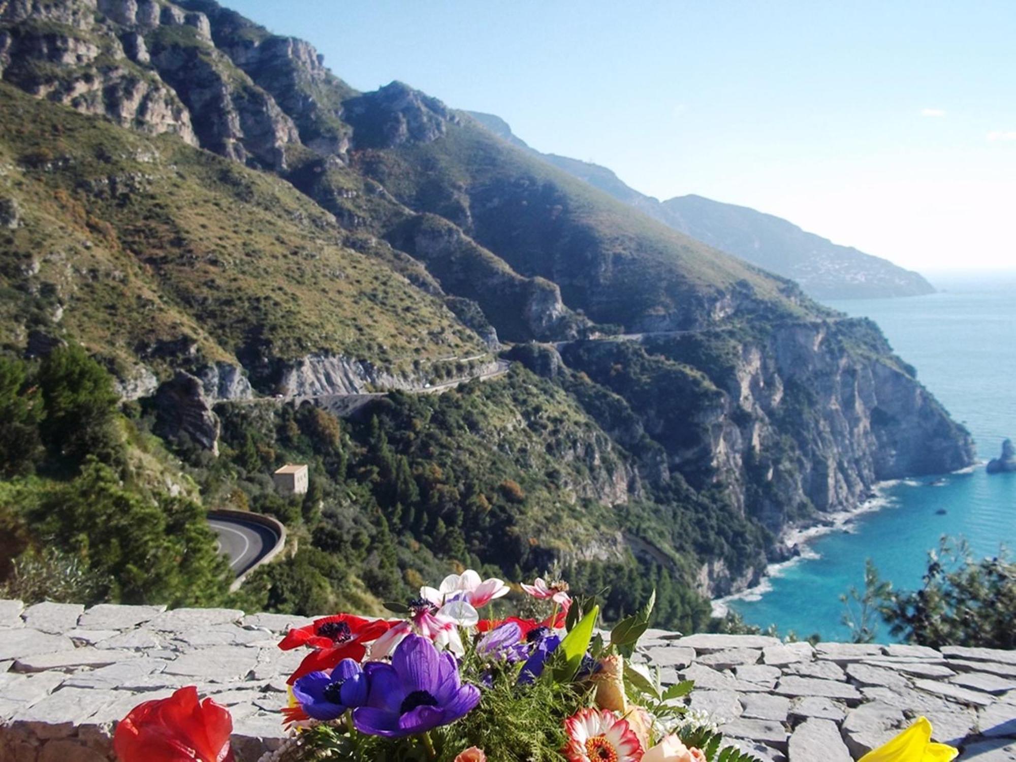 Amore Rentals - Villa Vanessa Positano Exterior photo